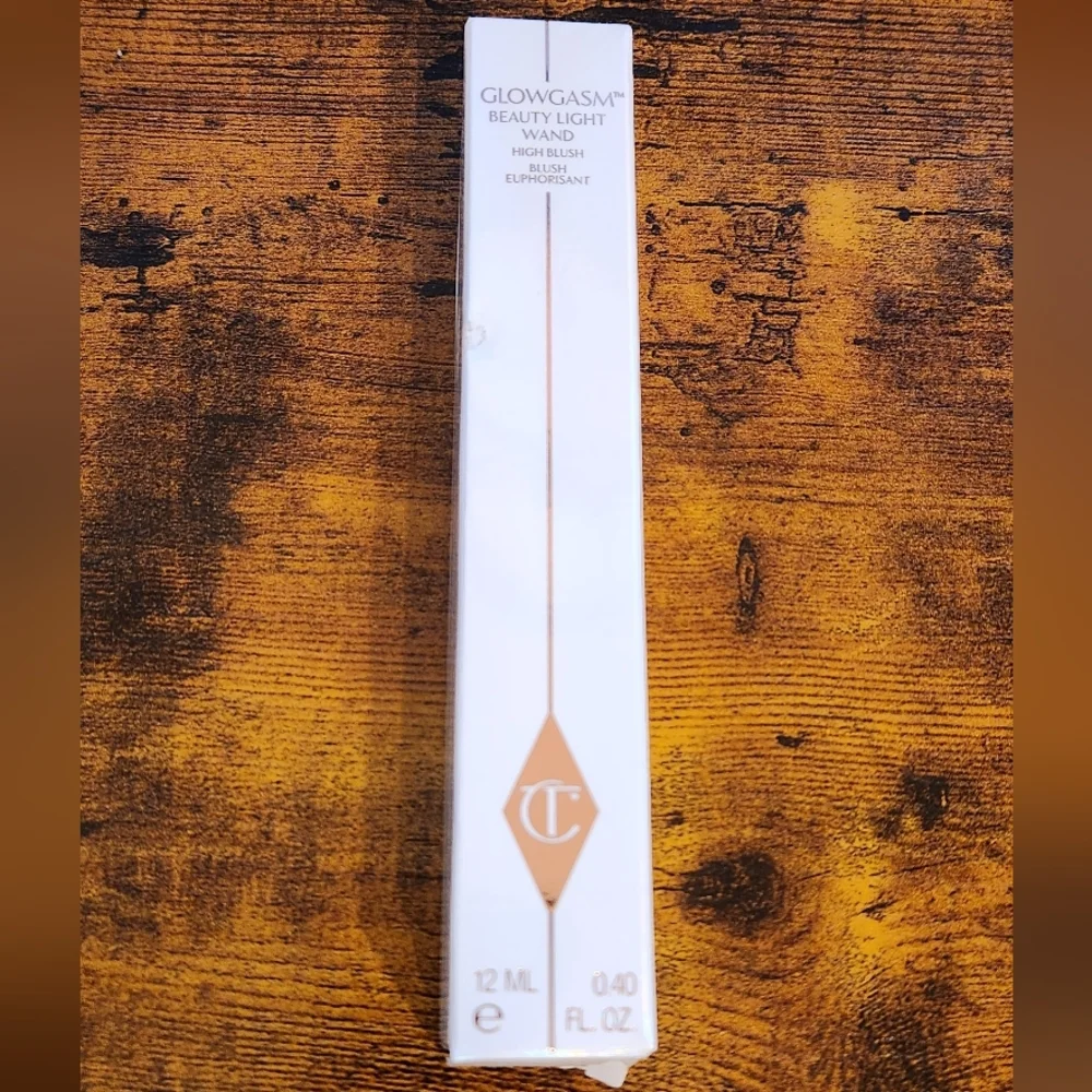 Charlotte Tilbury Beauty Light Wand High Blush